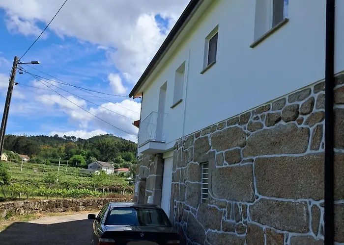 Ninho Andorinhas Guest house