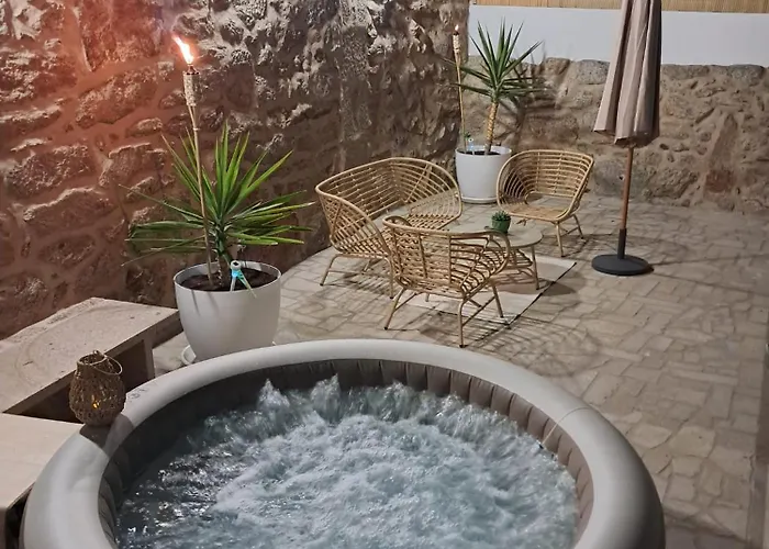 Guest house Ninho Andorinhas 4*